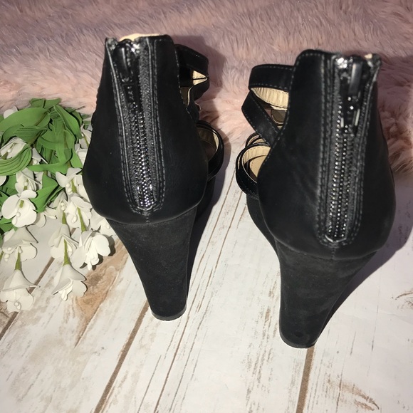 ALDO wedge with Black Studs. Genuine Leather - Picture 5 of 8